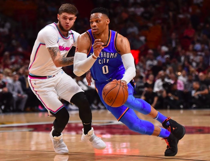 九游体育官网-关键时刻迈阿密热火调整名单以备欧超杯，更衣室发声环节打磨，引发热议，训练强度明显提升(皇马官宣欧超杯大名单)