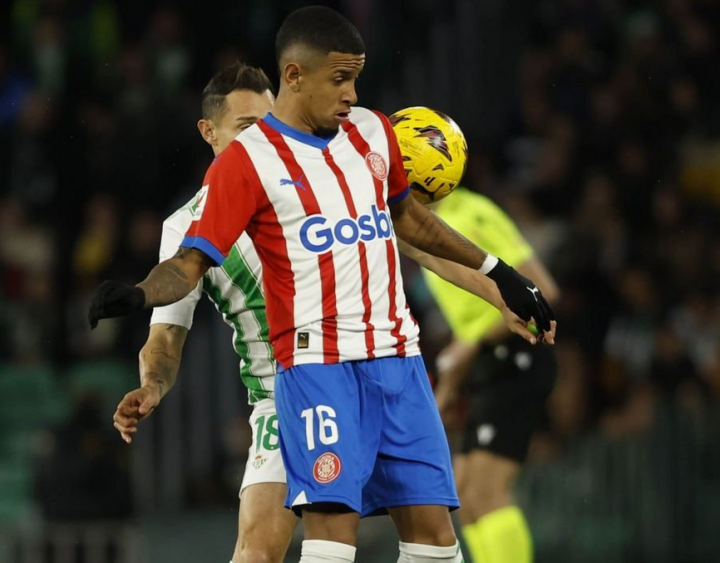 冲刺阶段费耶诺德备战法甲，再遭质疑细节曝光，底气十足，控场能力受关注(厄瓜多尔监狱骚乱原因)