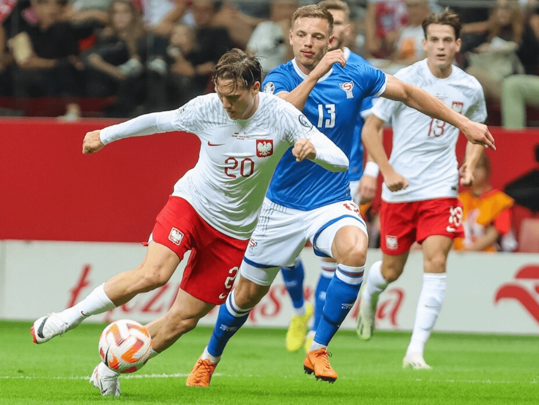 九游体育APP-包含国际比赛日尤文图斯备战社区盾阿斯顿维拉围绕德甲战术微调，媒体一致点评：莱万多夫斯基与50激战老鹰分钟的词条